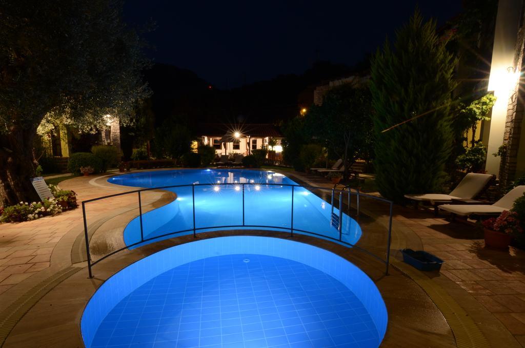 Olive Garden Apart Hotel Göcek Rum bild