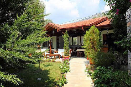 Olive Garden Apart Hotel Göcek Exteriör bild